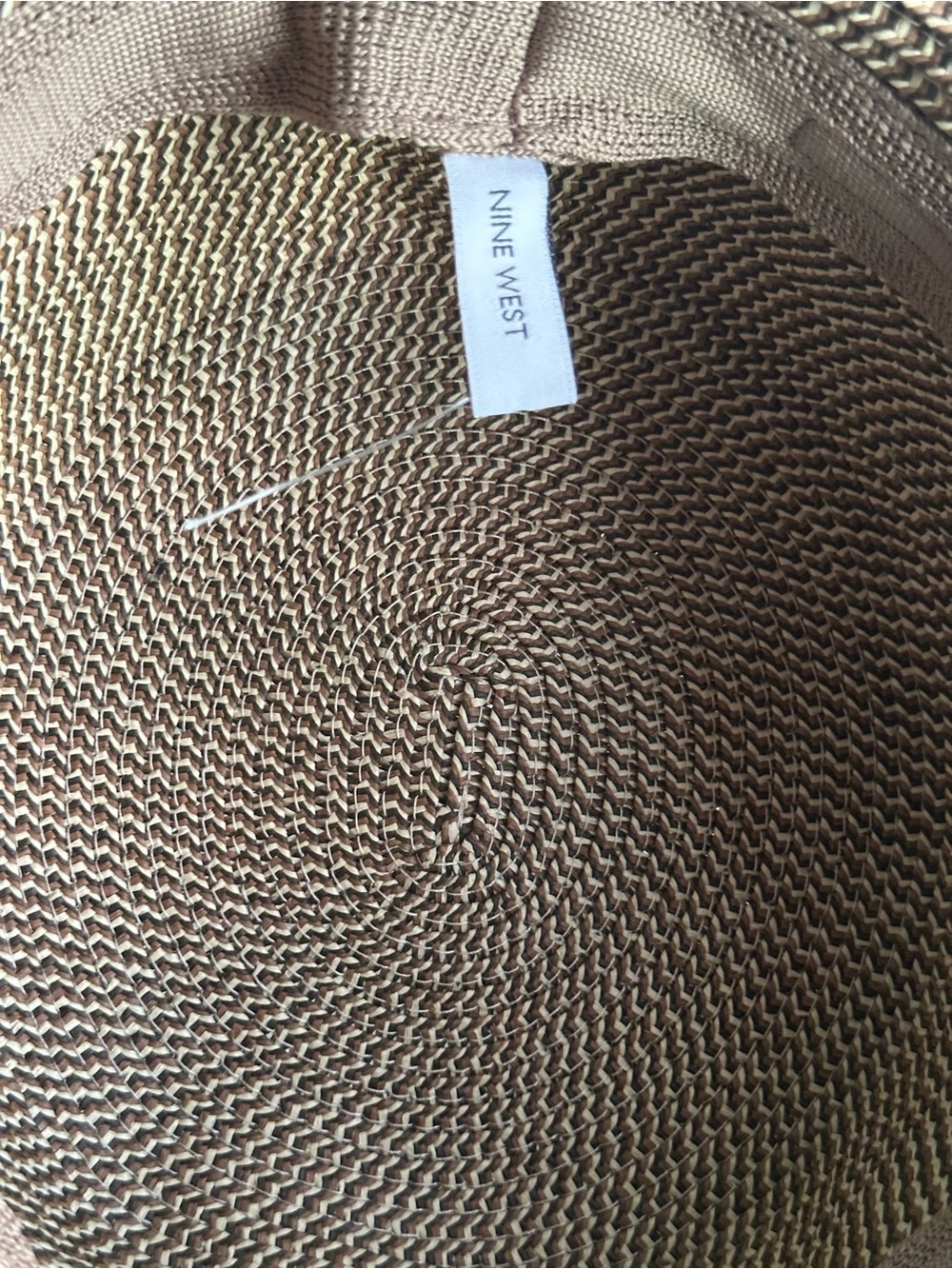 Nine West Classic Woven Straw Sun Bucket Cloche Hat - Picture 7 of 7